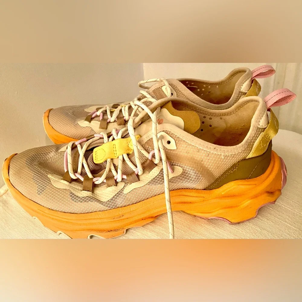 Free People X Sorel , Women's Kinetic Breakthru Tech Sneakers - Picture 4 of 7